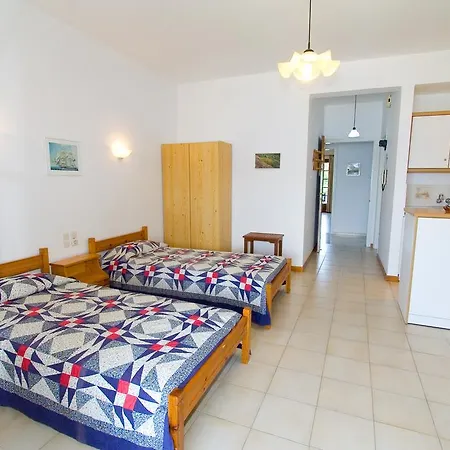 Nikolaos Kapolos Apartment *